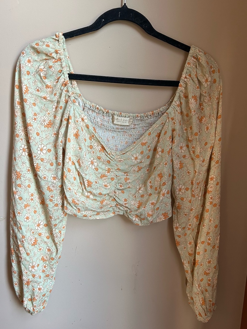 Altar'd State Sage Floral Ruched Puff Sleeve Crop Top